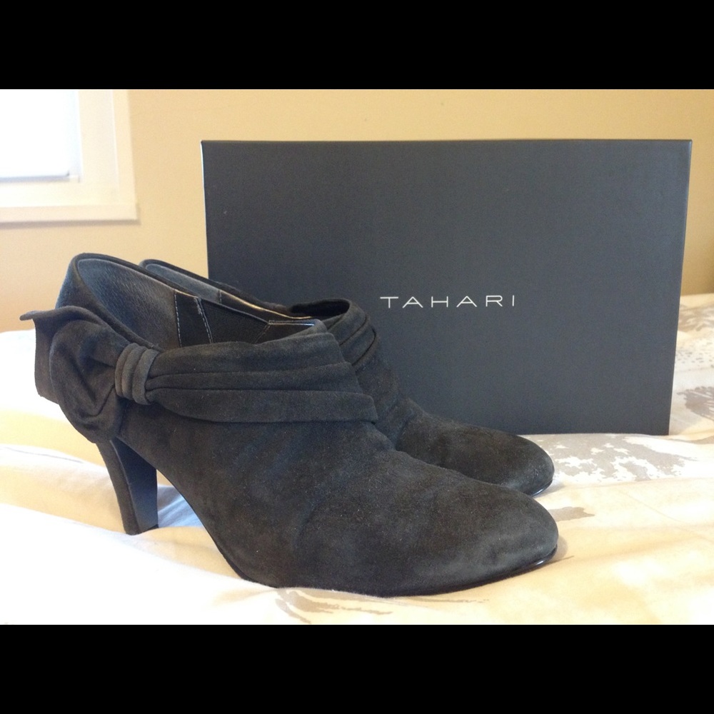 Tahari charcoal grey suede booties.